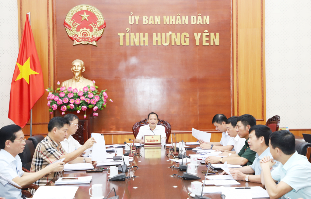 The Provincial People's Committee reviews and gives opinions on a number of key tasks in preparation for the 20th Provincial Party Congress